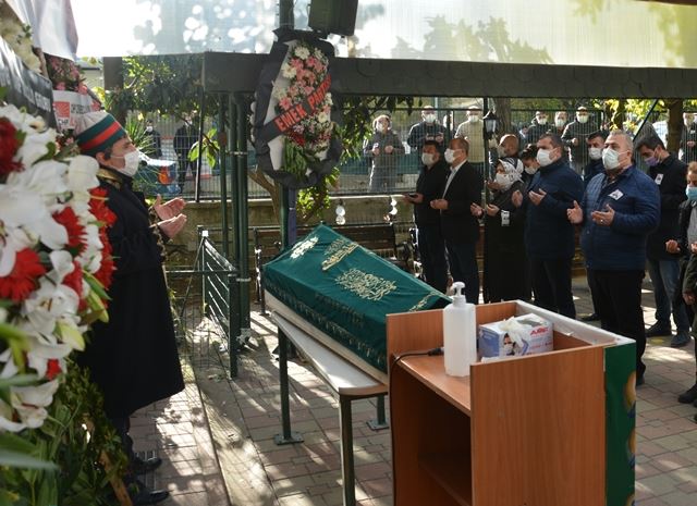 CHP Sancaktepe Belediye Meclis Üyesi Hasan Bayrak son yolculuğuna uğurlandı