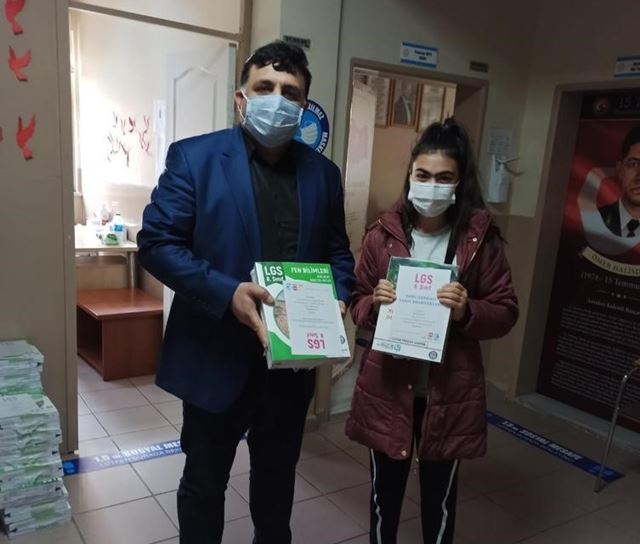 Büyükşehir 5 bin 100 öğrencinin daha yüzünü güldürdü 