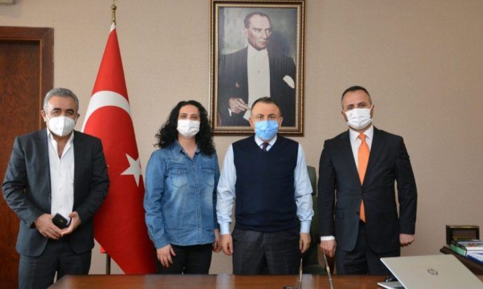 Türkiye Değişim Partisi Çekmeköy teşkilatı, Kaymakam Adem Arslan’ı makamında ziyaret etti.