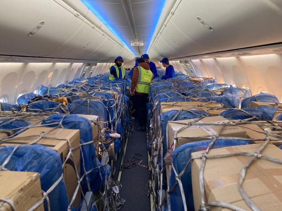 Almanya’dan SunExpress öncülüğünde 450 ton yardım malzemesi getirildi