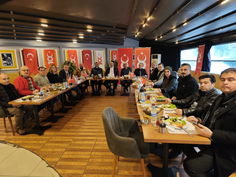 Yüzüncüyıl Gazeteciler Derneği üyesi gazetecileri buluşturan organizasyon